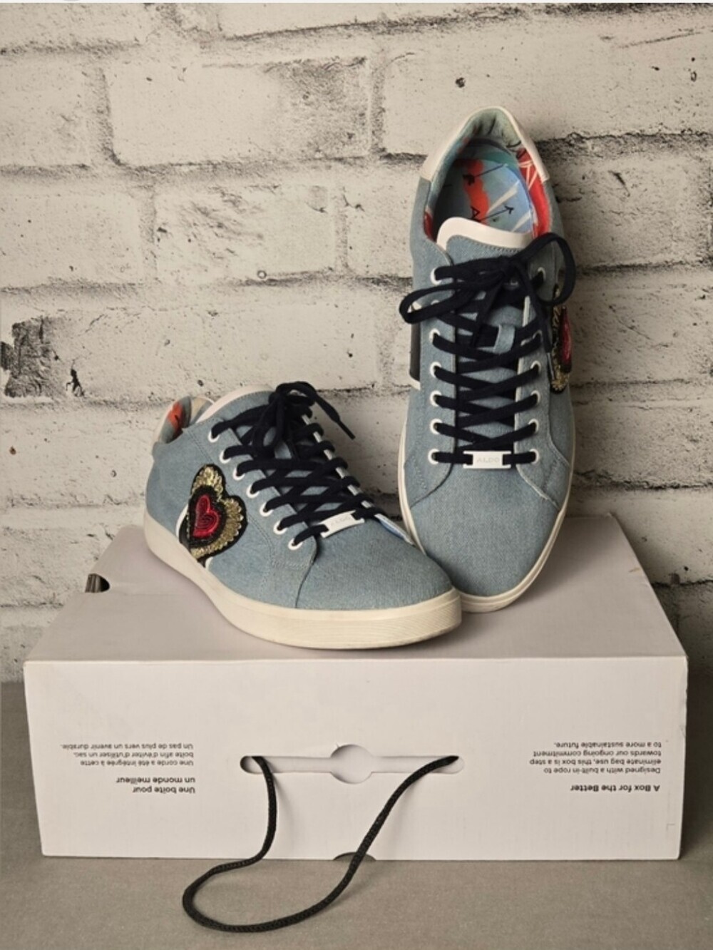 ALDO Denim Heart Patch Sneakers Mens US 10 Embroidered Low Top Shoes